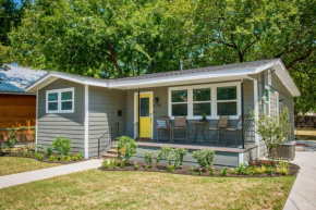 Walk to the Silos! 3 Bed 1960's Bungalow near Baylor